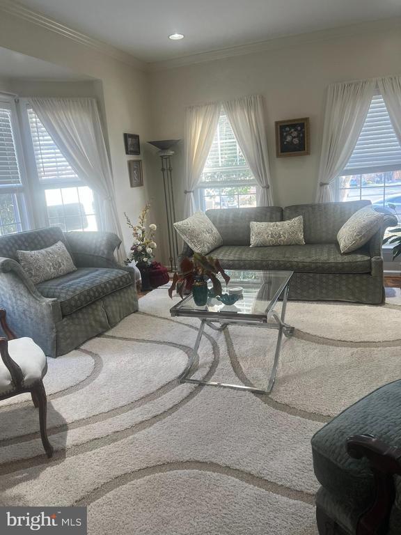 Building Photo - 12429 Willow Falls Dr