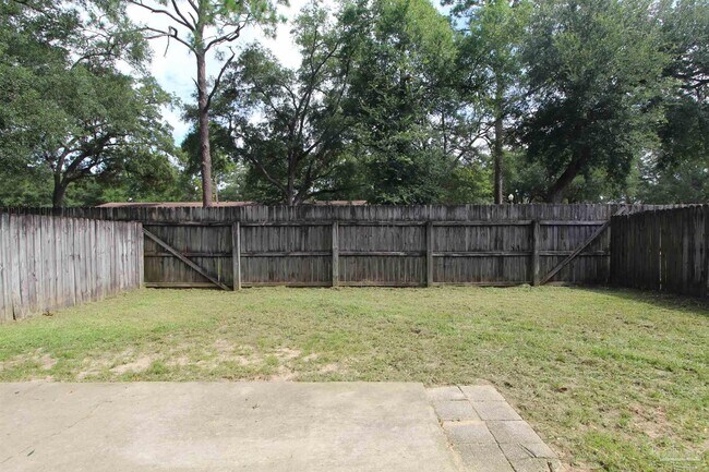 Building Photo - 6234 Cottage Woods Dr
