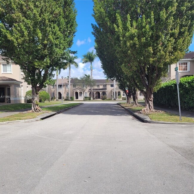 Building Photo - 27301 SW 140th Ct