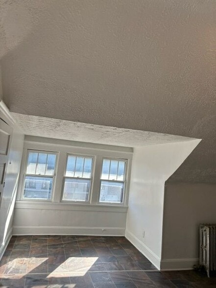 Building Photo - 50 Hamilton Park