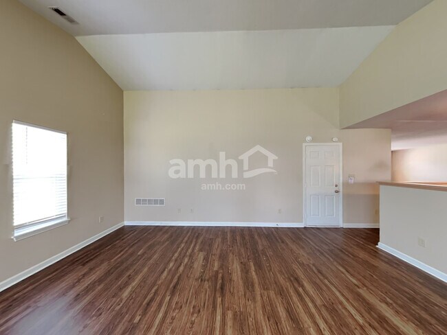 Building Photo - 7576 Gold Coin Dr