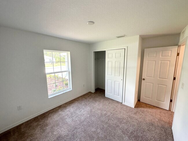 Building Photo - 100 Slumber Meadow Trail