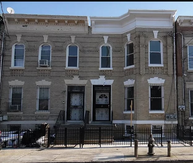 Building Photo - 455 Jerome St