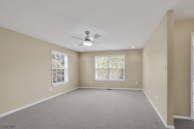 Building Photo - 46 Gordon Cir