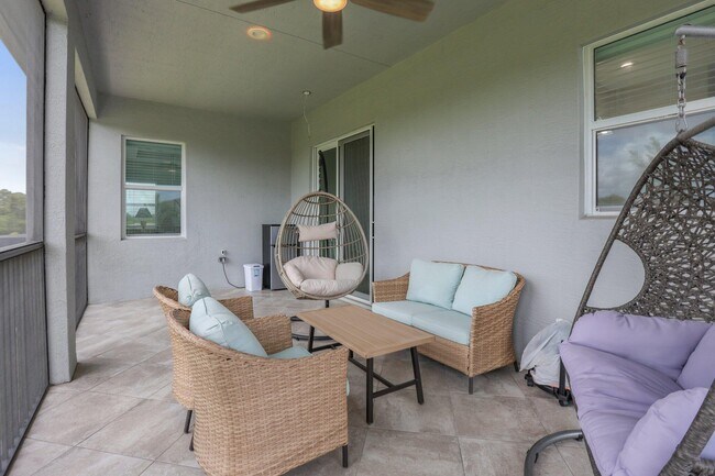 Building Photo - 15866 Orchard Dr