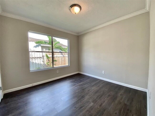 Building Photo - 8626 Greiner Dr