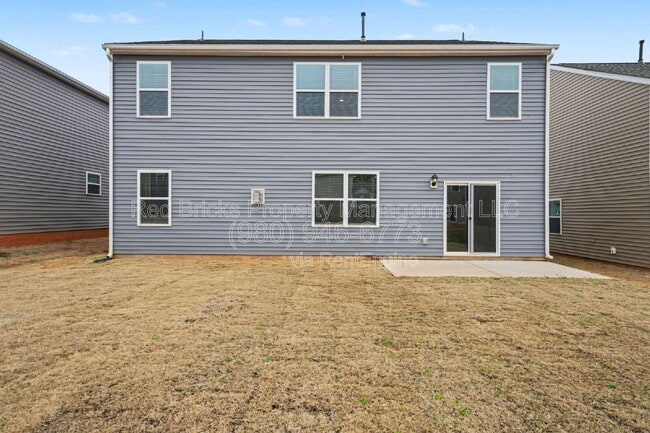 Building Photo - 136 Mdw Vw Dr