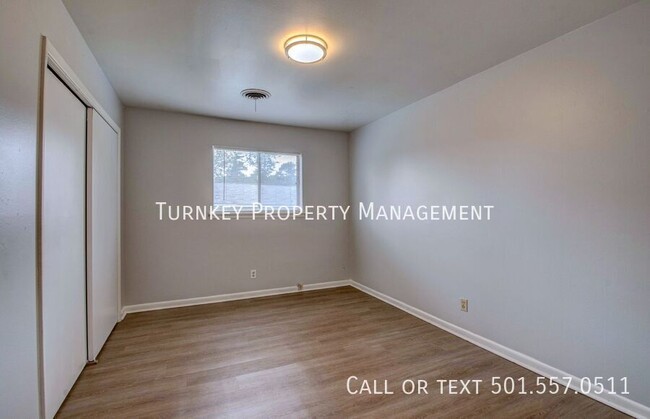 Building Photo - 4407 Lynn Ln
