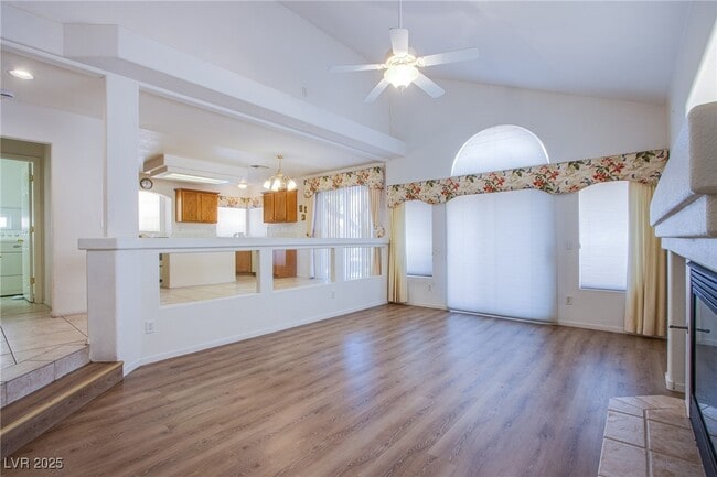 Building Photo - 7461 Mission Palm St