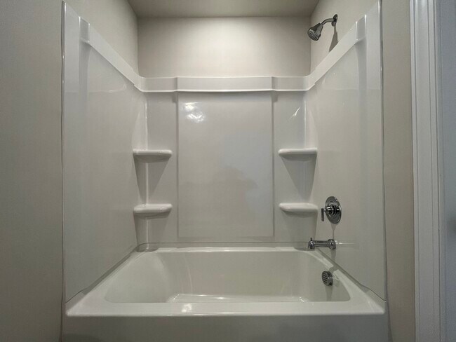 Building Photo - 1716 Braemar Vlg Dr