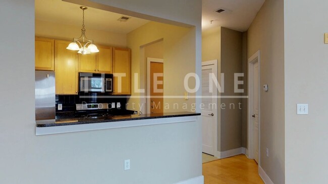 Building Photo - 799 Hammond Drive Unit 425 - Available Now