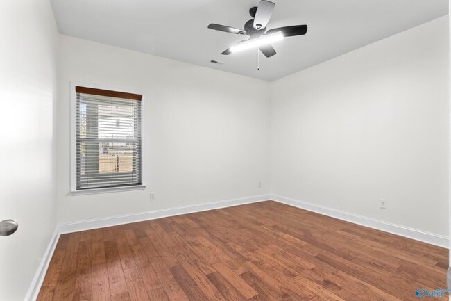 Building Photo - 166 Kenton Ln