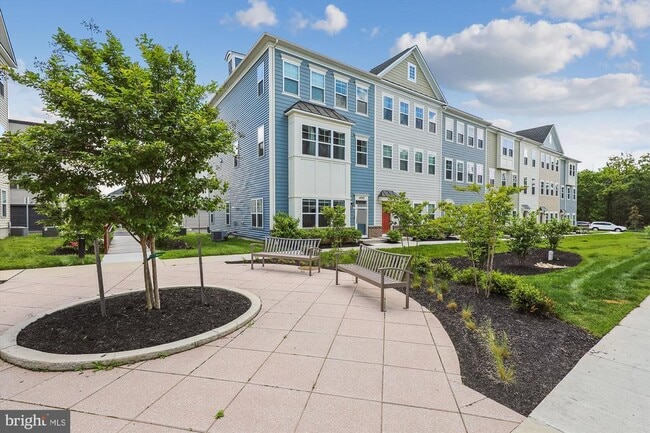 Building Photo - 14312 Potomac Heights Ln