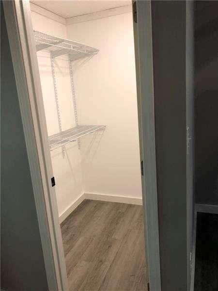 Building Photo - 245 Hilton Way