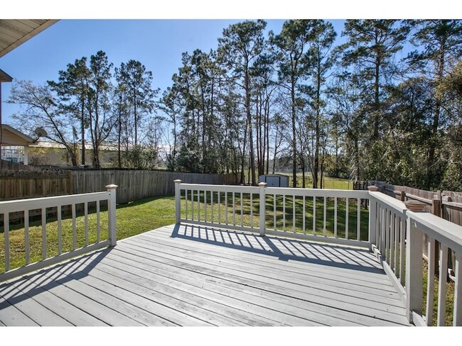 Building Photo - 1330 Pawnee Pointe Ct