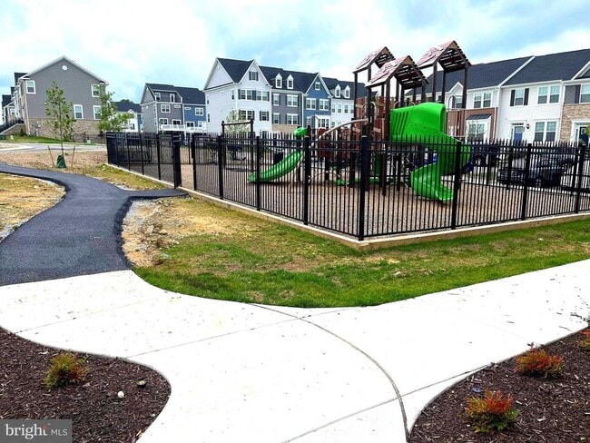 Building Photo - 7618 Johnnycake Rd