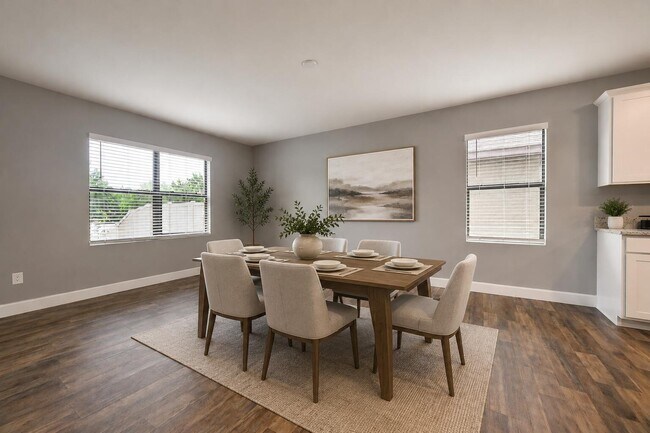 Building Photo - 927 Remington Green Dr SE