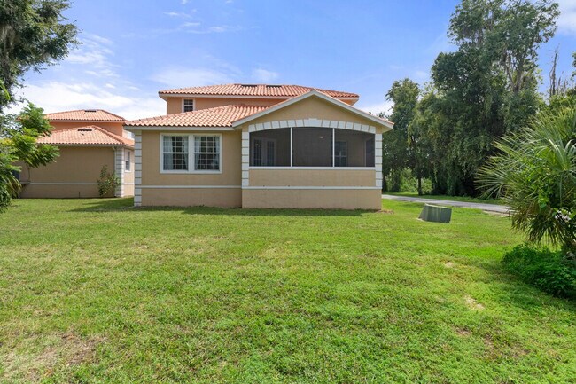 Building Photo - 4810 S Amstel Dr