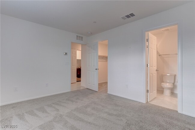 Building Photo - 618 Bellus Pl