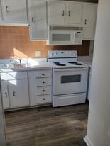 Building Photo - 801 18th St