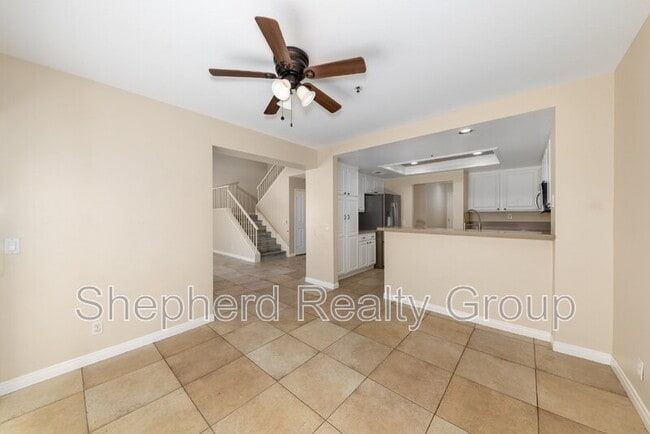 Building Photo - 1588 Elegante Ct