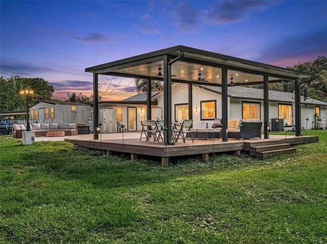 Building Photo - 6920 SW 182nd Way