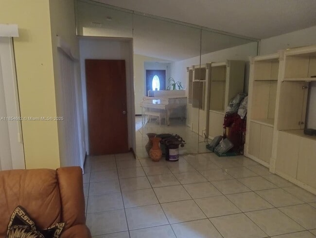 Building Photo - 17307 SW 115th Ave