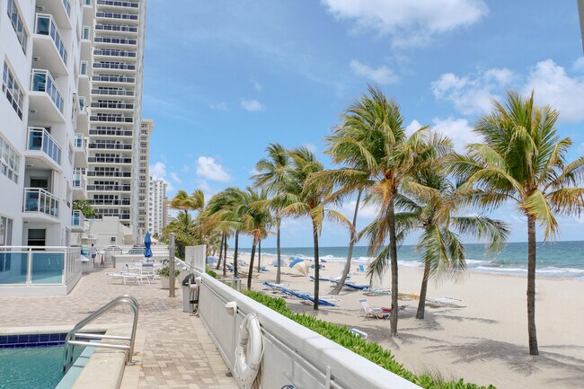 Building Photo - 3430 Galt Ocean Dr