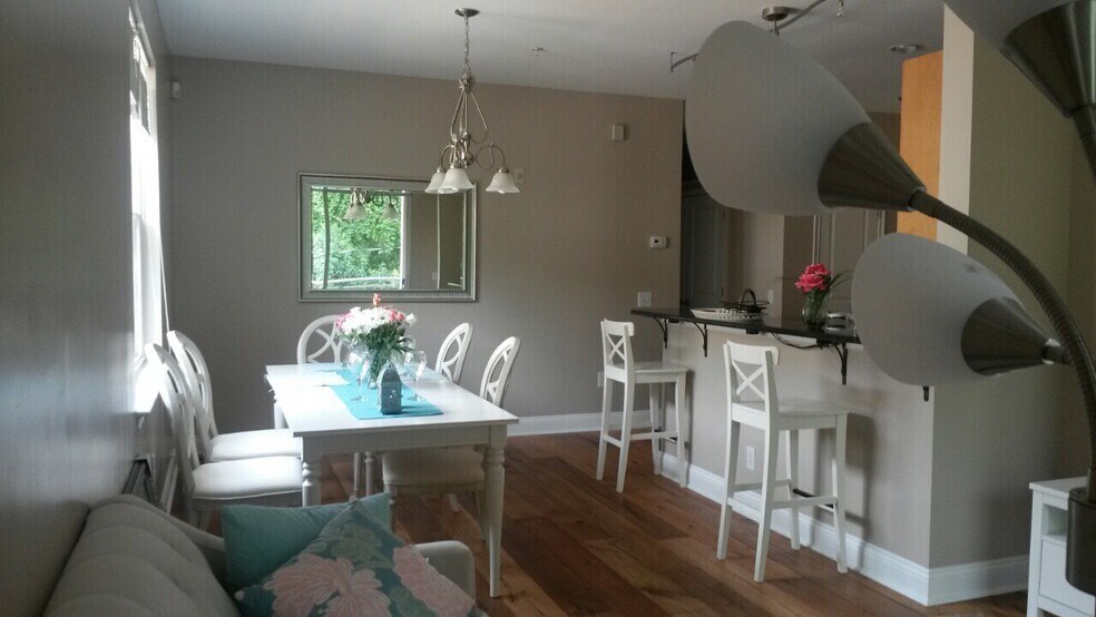 Living Room - 1310 Kenilworth Ave