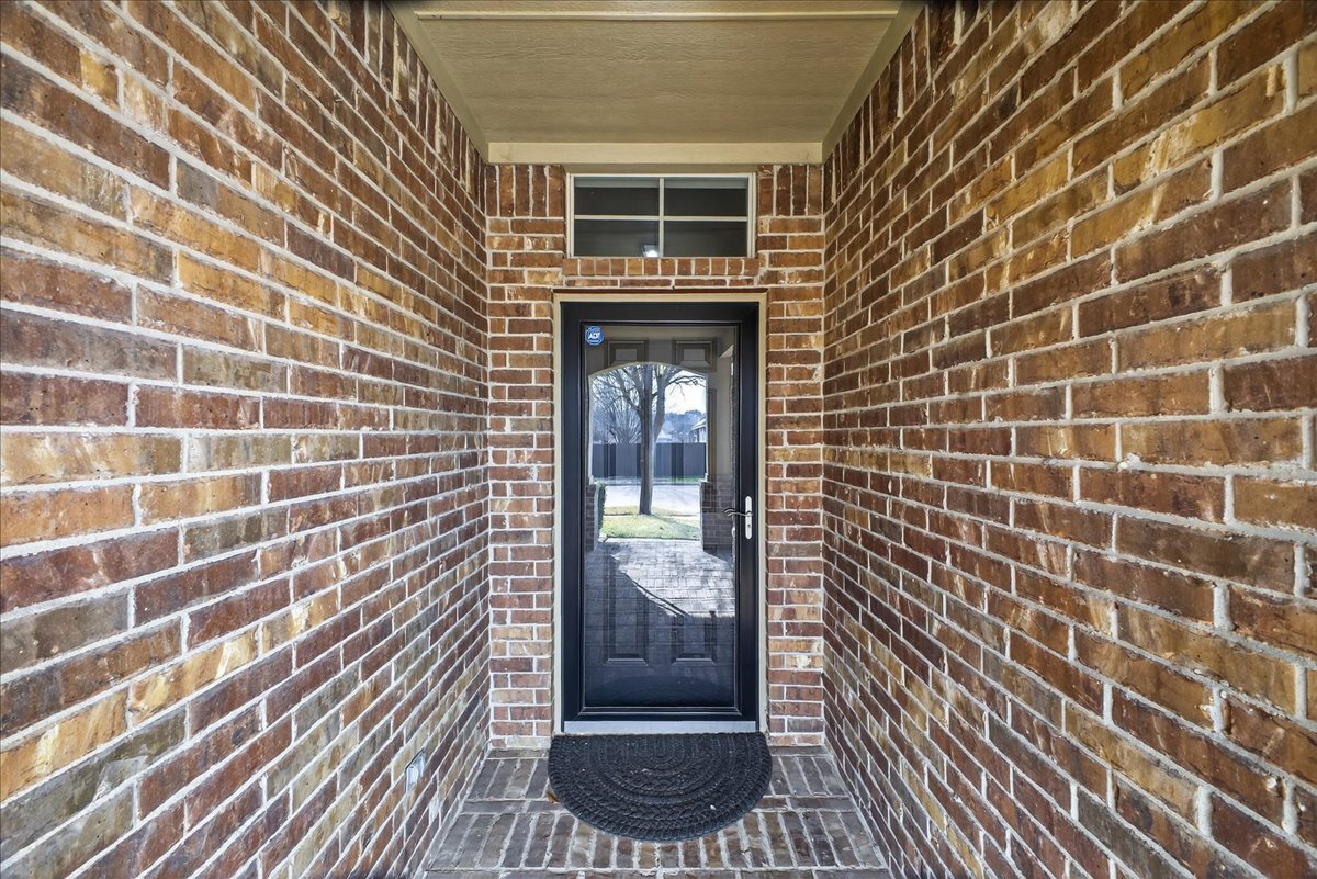 FRONT DOOR - 6124 Amberjack Trl