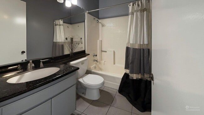 Building Photo - 831 Carlton Privado