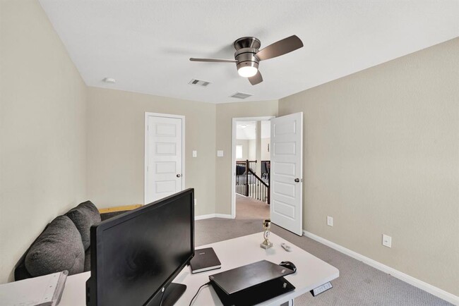 Building Photo - 2328 Woodland Prairie Ln