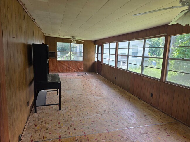 Building Photo - 15011 SE 189th Pl