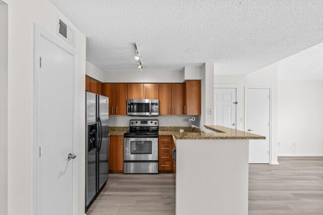 Building Photo - 1125 Crystal Way