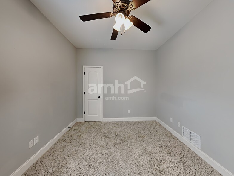 Building Photo - 3445 Tate's Way