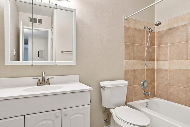 Building Photo - $1,645.95 with Half Off The First Month's Rent, 2 Beds - 1 Bath, Condo in Denver with Central A/C!