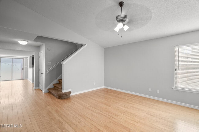 Building Photo - 14141 Tierra Leona Dr