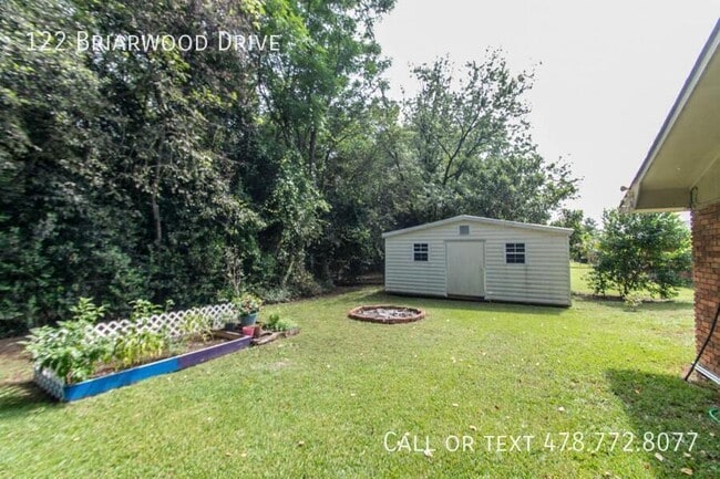 Building Photo - 122 Briarwood Dr