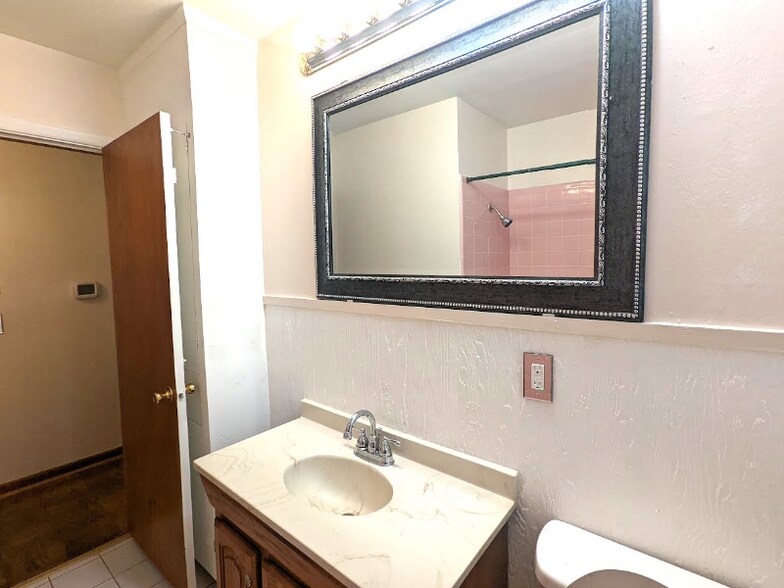 Building Photo - 3755 Elmer Ln