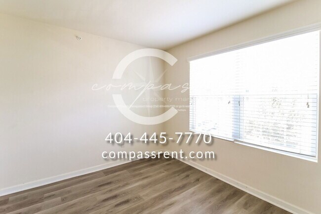 Building Photo - 2086 Belmont Cir NE