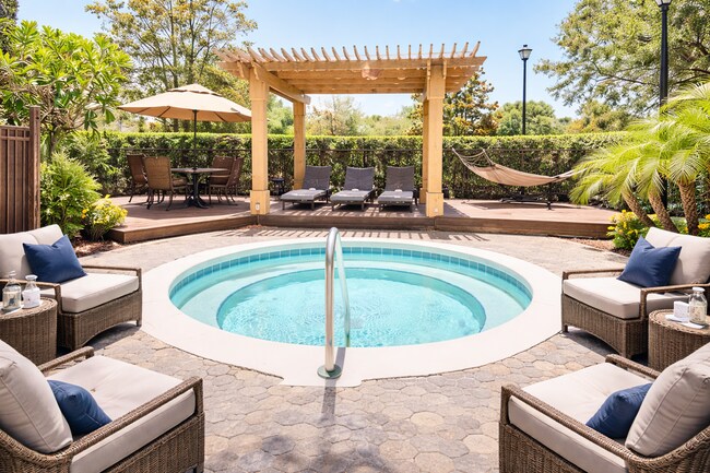 Building Photo - Beautiful 1/1 condo Lake View close to UCF and Valencia College.