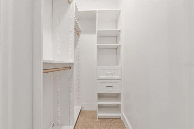 Building Photo - 2601 SW Williston Rd