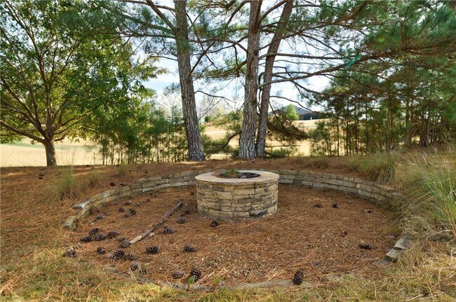 Building Photo - 521 Brendlynn Ct