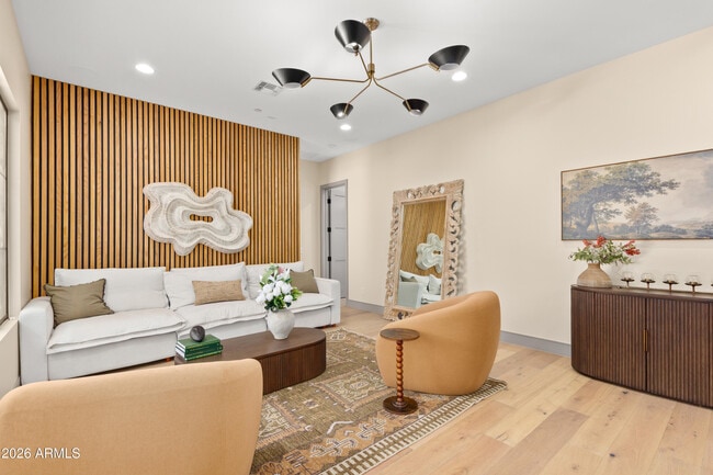 Building Photo - 2912 E Pierson St