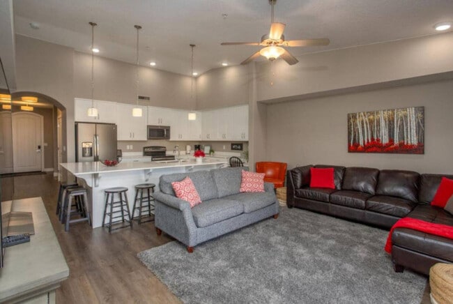 Building Photo - 1111 Gap Canyon Pkwy