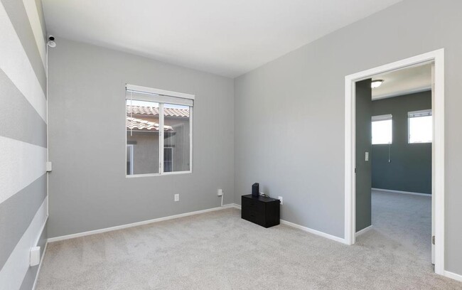 Building Photo - 6313 Avenida De Las Vistas
