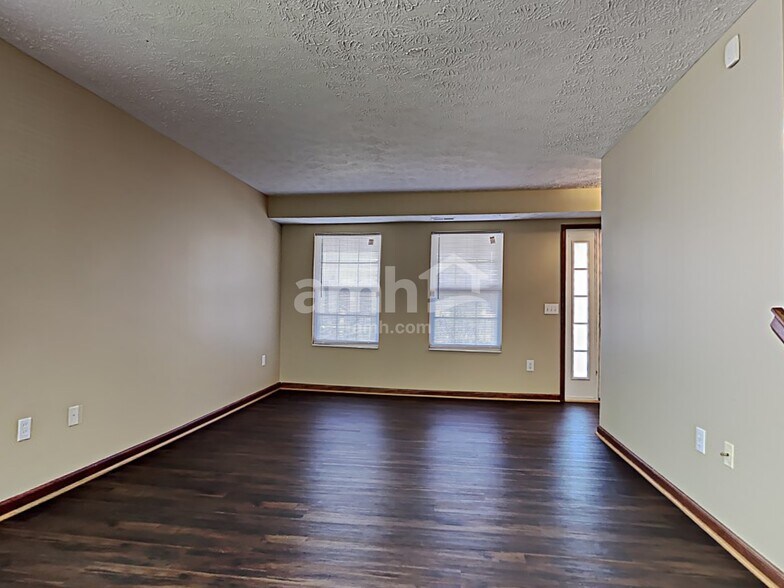 Building Photo - 11205 Cowan Lake Ct