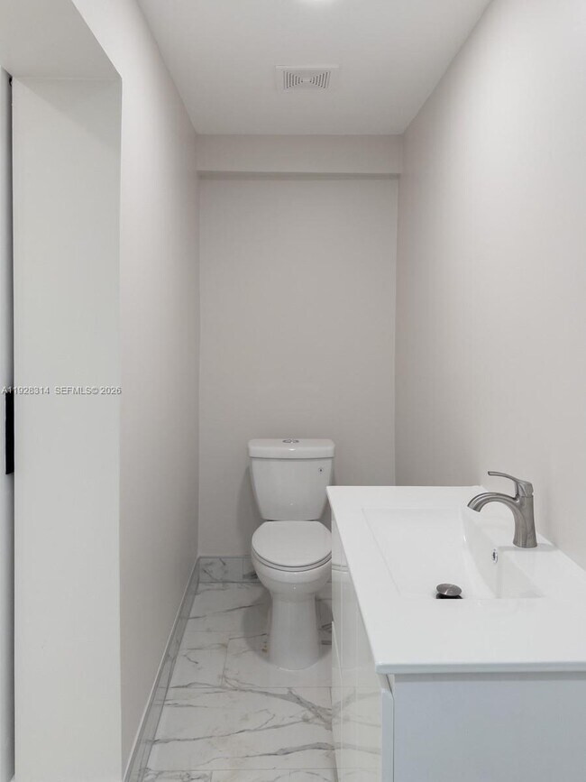 Building Photo - 3360 SW 24th Ter