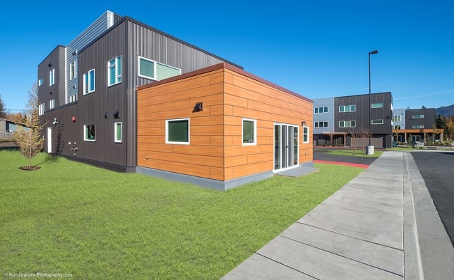 Primary Photo - Grass Creek North I Townhomes