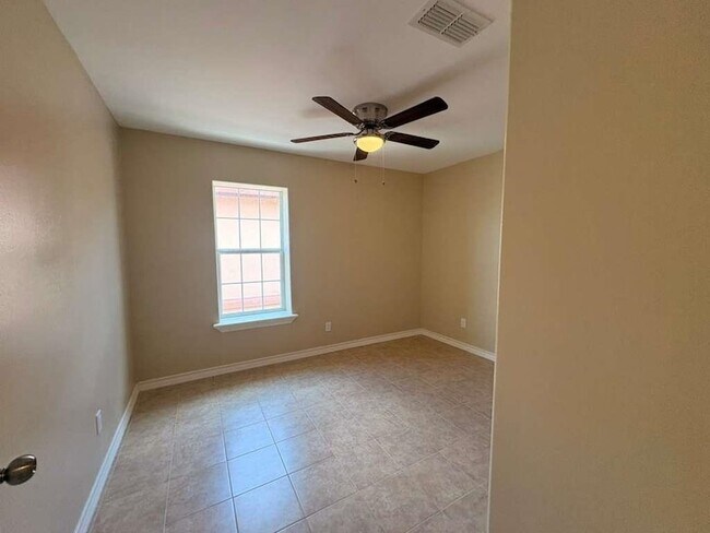 Building Photo - 4018 San Agustin Ave
